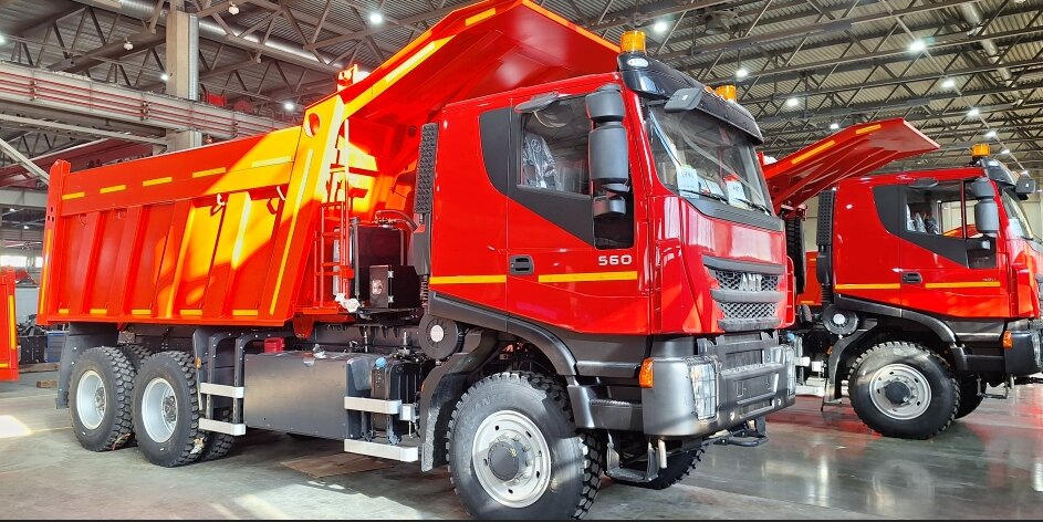 Самосвал AMT N.V. 652904 6х6 20 м³ АКПП с ретардером